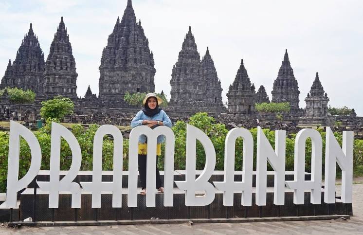 ✓ Candi Prambanan | Foto, Lokasi, Rute, Harga Tiket & Fasilitas